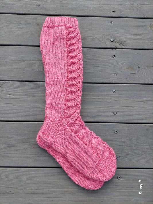 Villasukat, pitkät pinkit piirakat